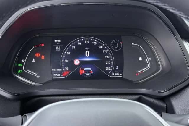 Renault Captur (2024) thumbnail 10
