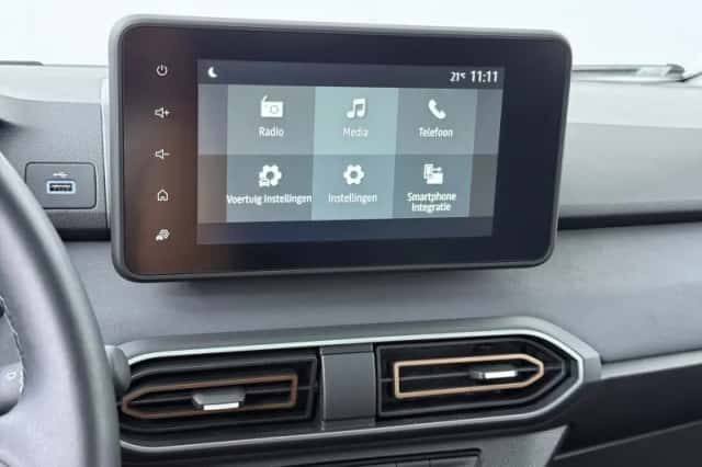 Dacia Sandero Stepway (2024) thumbnail 11