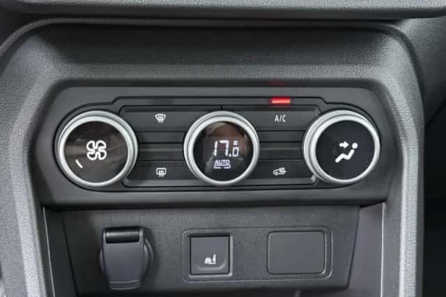Dacia Sandero Stepway (2024) thumbnail 17