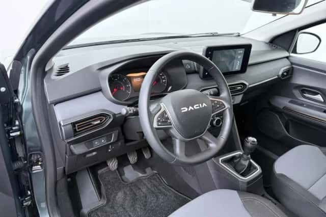 Dacia Sandero Stepway (2024) thumbnail 25
