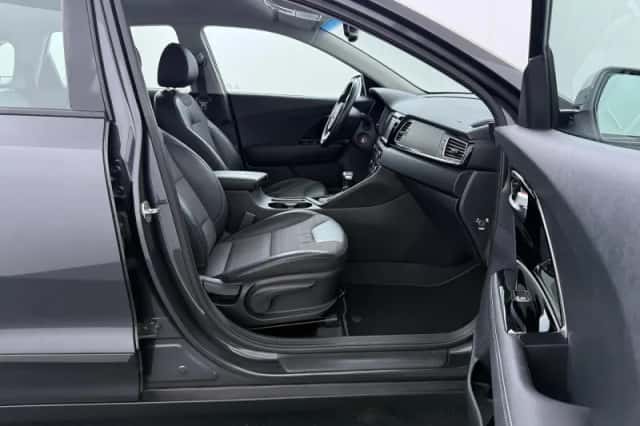Kia Niro (2017) thumbnail 27