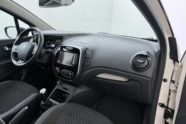 Renault Captur (2019) thumbnail 26