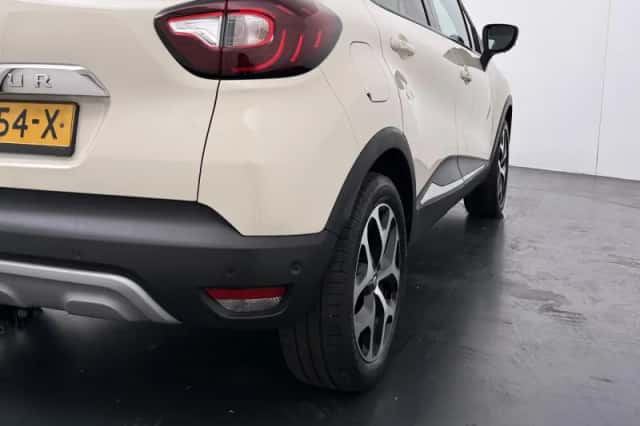 Renault Captur (2019) thumbnail 36