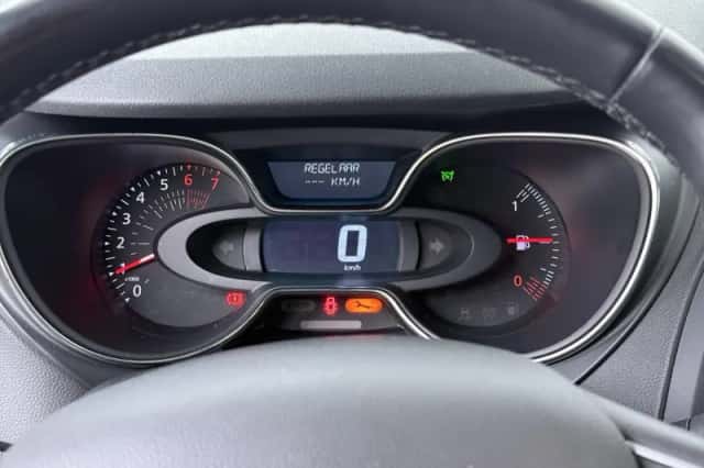 Renault Captur (2019) thumbnail 10