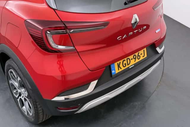 Renault Captur (2022) thumbnail 34