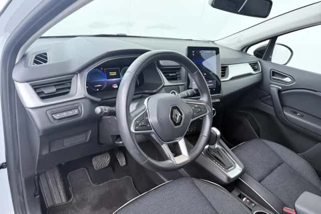 Renault Captur (2022) thumbnail 25