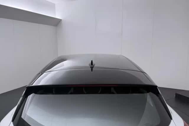 Renault Captur (2022) thumbnail 37