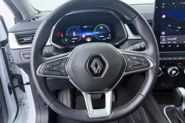 Renault Captur (2022) thumbnail 9