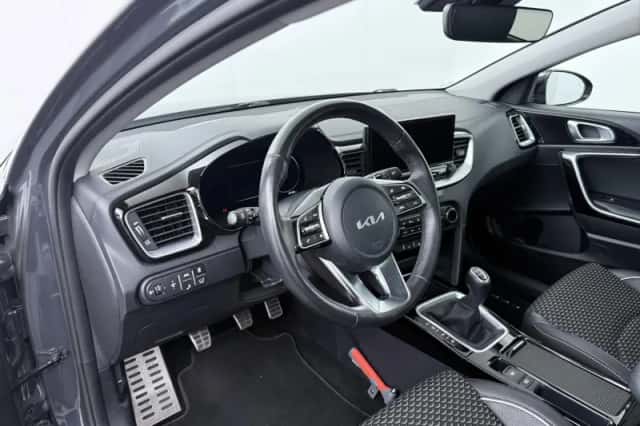 Kia Ceed Sportswagon (2024) thumbnail 25