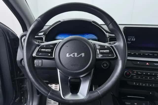 Kia Ceed Sportswagon (2024) thumbnail 9