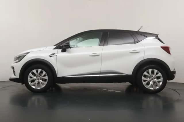 Renault Captur (2021) thumbnail 2