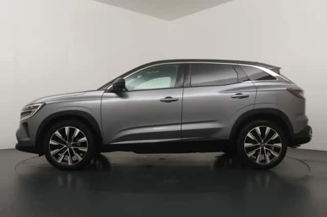 Renault Austral (2023) thumbnail 2