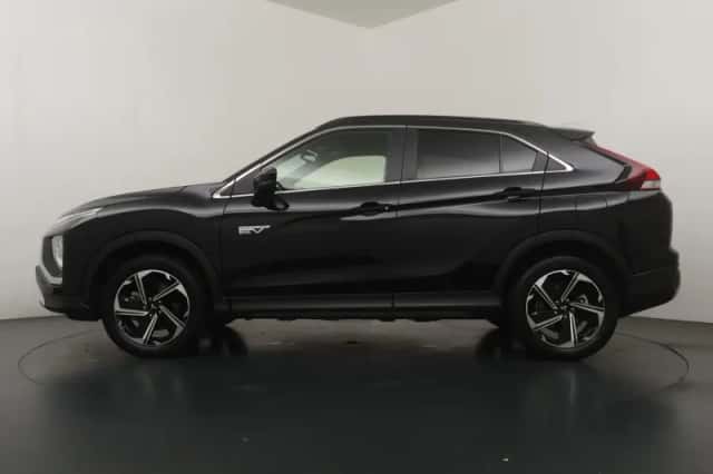 Mitsubishi Eclipse Cross (2021) thumbnail 2