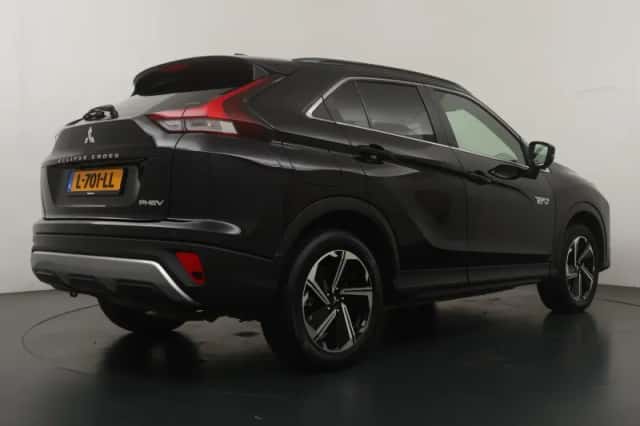 Mitsubishi Eclipse Cross (2021) thumbnail 5