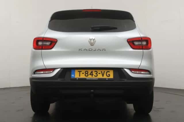 Renault Kadjar (2022) thumbnail 4