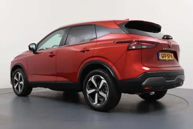 Nissan Qashqai (2024) thumbnail 3