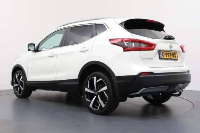 Nissan Qashqai (2019) thumbnail 3