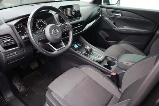 Nissan Qashqai (2022) thumbnail 2