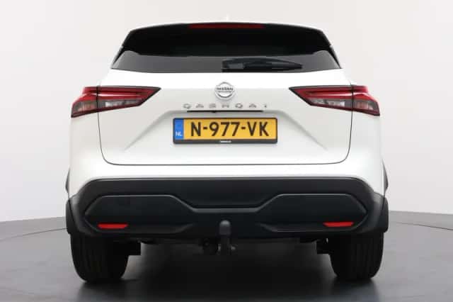 Nissan Qashqai (2022) thumbnail 4