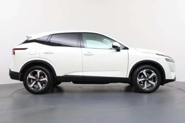 Nissan Qashqai (2022) thumbnail 6