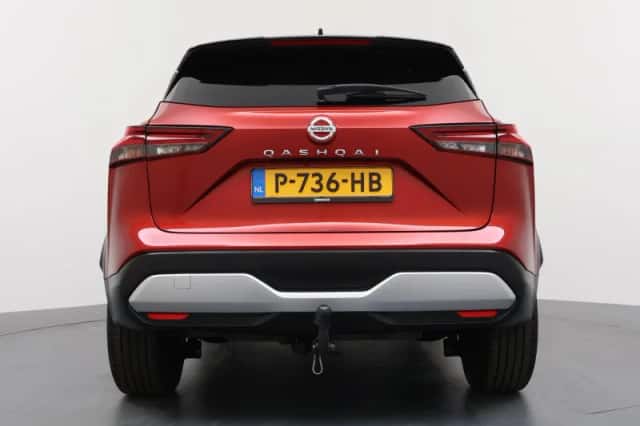 Nissan Qashqai (2022) thumbnail 4