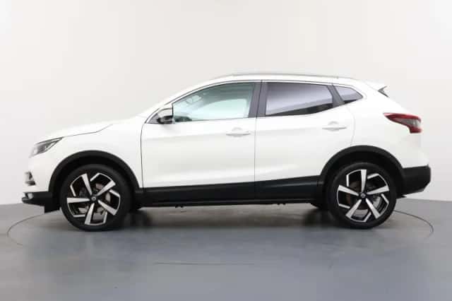 Nissan Qashqai (2021) thumbnail 2