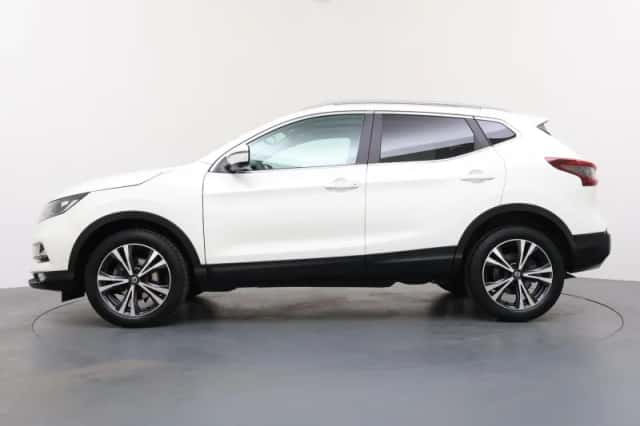 Nissan Qashqai (2020) thumbnail 2