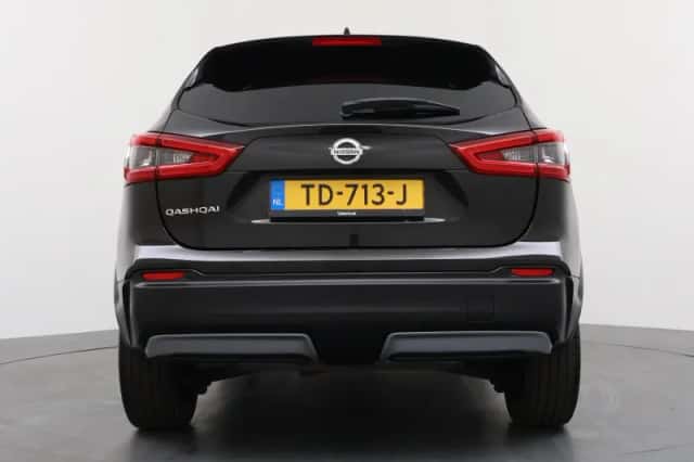 Nissan Qashqai (2018) thumbnail 4