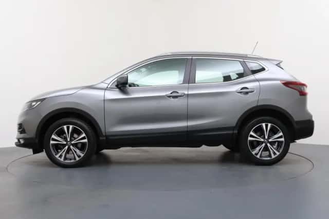 Nissan Qashqai (2021) thumbnail 2
