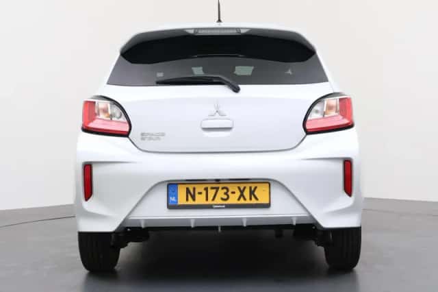 Mitsubishi Space Star (2022) thumbnail 4