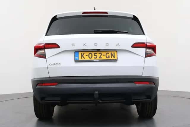 Škoda Karoq (2020) thumbnail 4