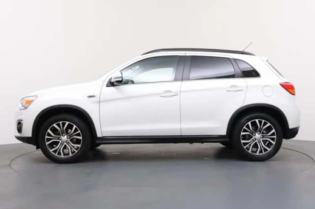 Mitsubishi ASX (2016) thumbnail 2