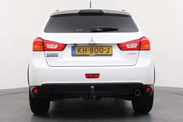 Mitsubishi ASX (2016) thumbnail 4