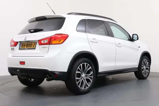 Mitsubishi ASX (2016) thumbnail 5