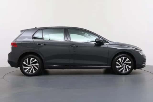 Volkswagen Golf (2020) thumbnail 6