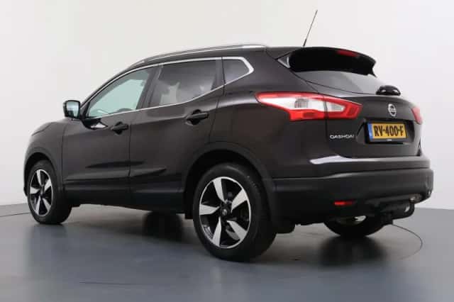 Nissan Qashqai (2016) thumbnail 3
