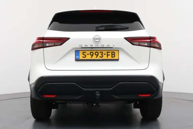 Nissan Qashqai (2023) thumbnail 4