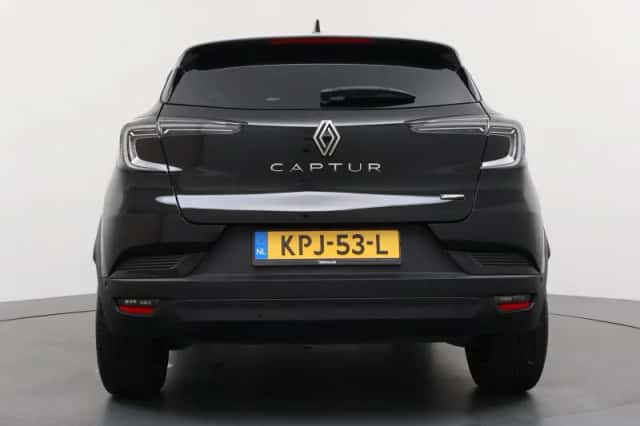 Renault Captur (2025) thumbnail 4