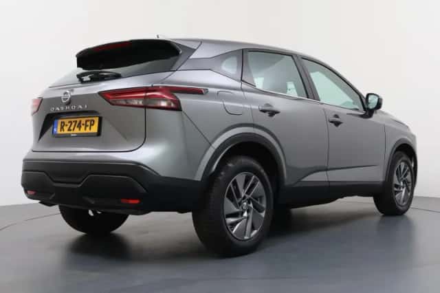 Nissan Qashqai (2021) thumbnail 5