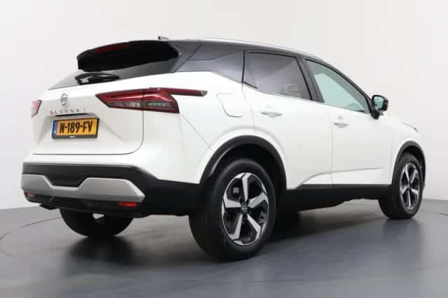 Nissan Qashqai (2021) thumbnail 5
