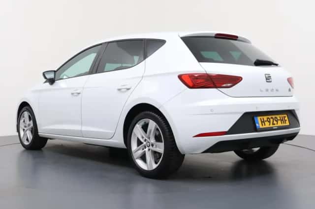 SEAT Leon (2020) thumbnail 3
