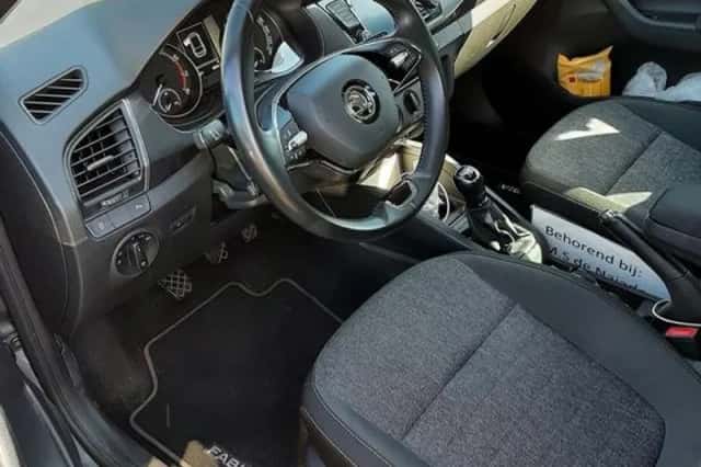Škoda Fabia (2022) thumbnail 6