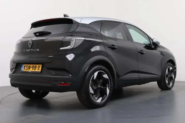 Renault Captur (2025) thumbnail 5