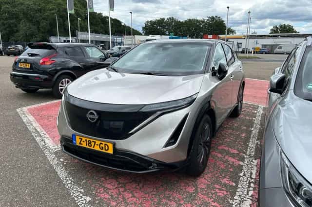 Nissan Ariya (2024) thumbnail 2