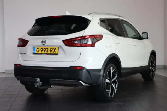 Nissan Qashqai (2019) thumbnail 3