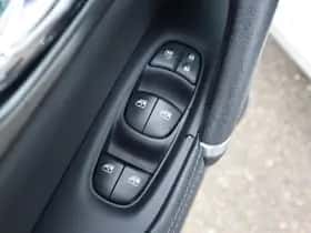 Nissan Qashqai (2019) thumbnail 25