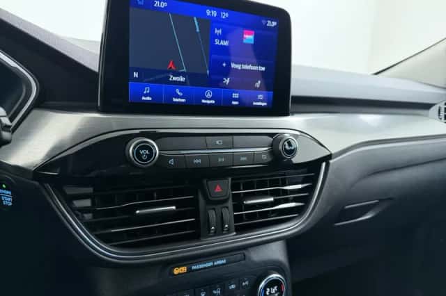 Ford Kuga (2022) thumbnail 11
