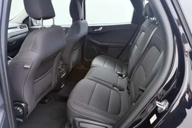 Ford Kuga (2022) thumbnail 14