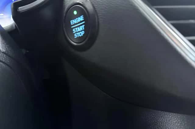 Ford Kuga (2022) thumbnail 19