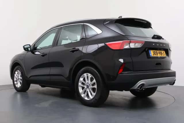 Ford Kuga (2022) thumbnail 3